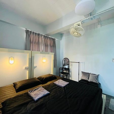 Patone Hostel Phra Nakhon Si Ayutthaya Exteriör bild