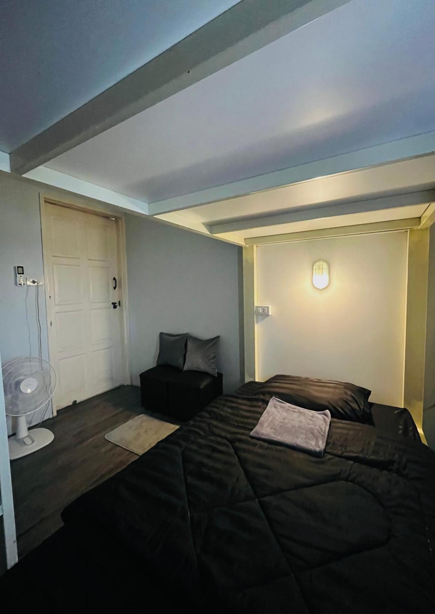 Patone Hostel Phra Nakhon Si Ayutthaya Exteriör bild