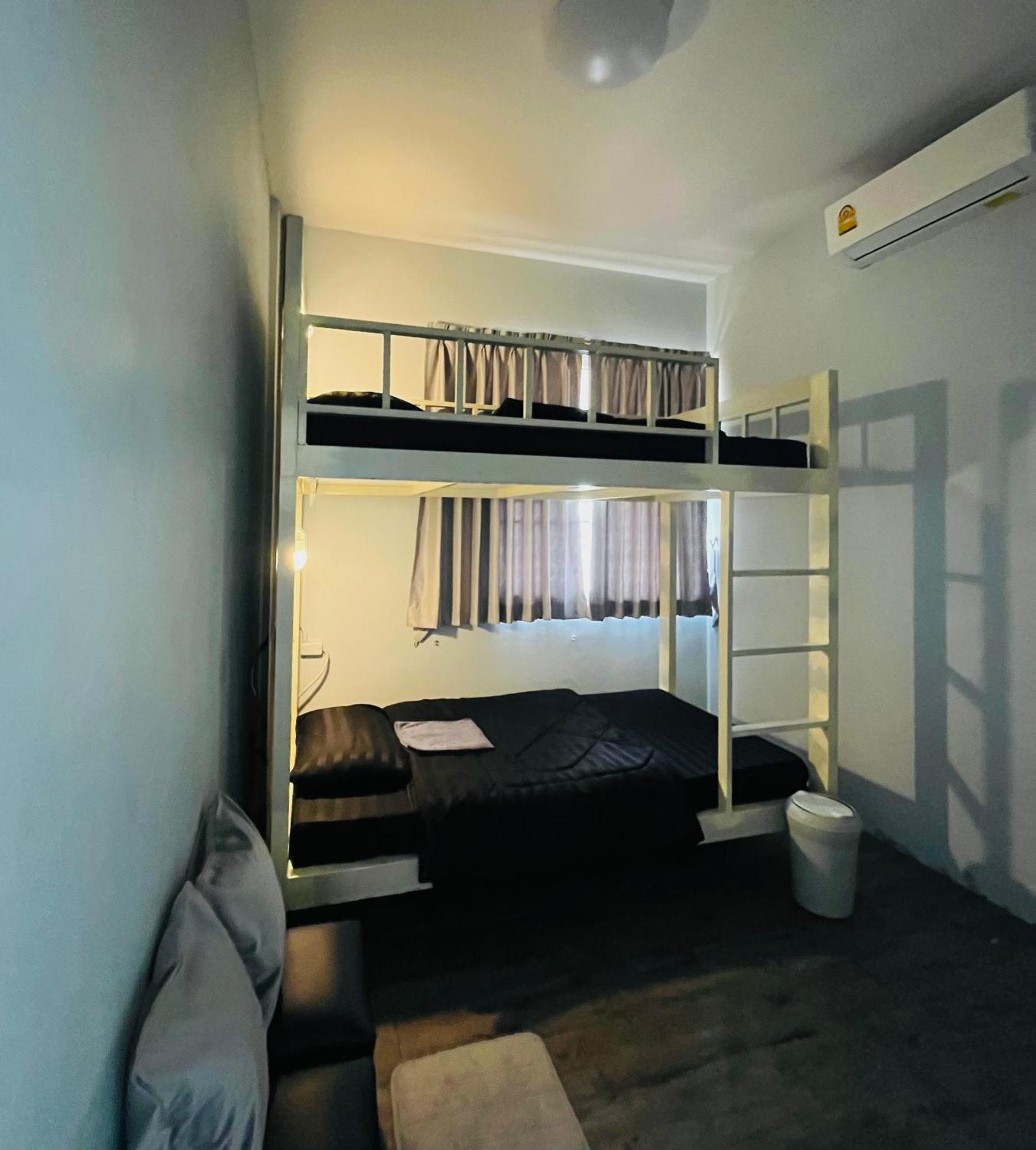 Patone Hostel Phra Nakhon Si Ayutthaya Exteriör bild