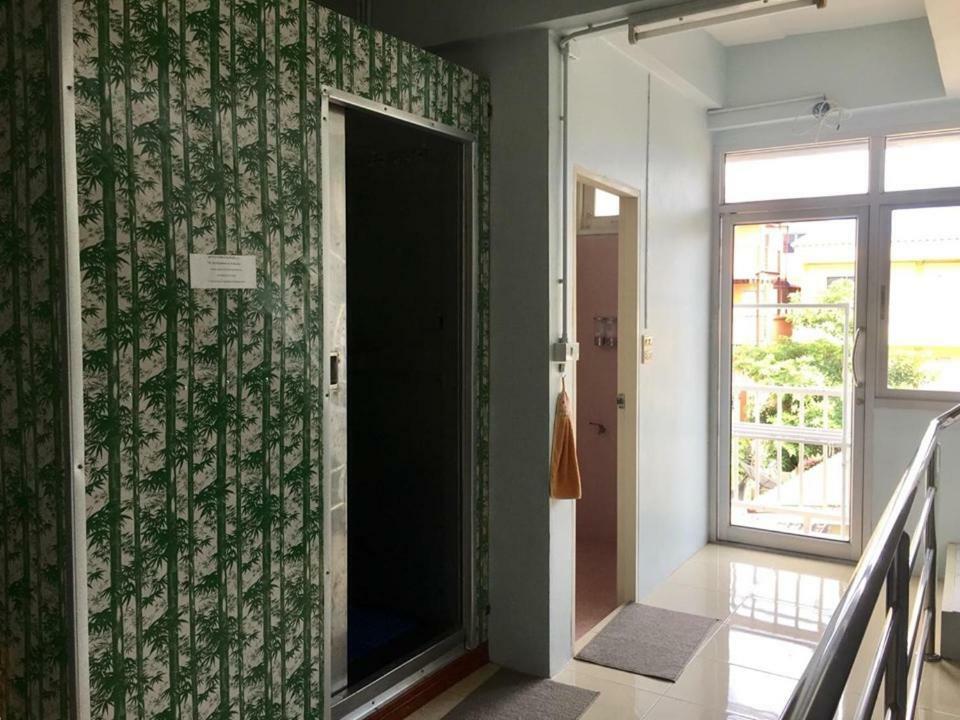 Patone Hostel Phra Nakhon Si Ayutthaya Exteriör bild